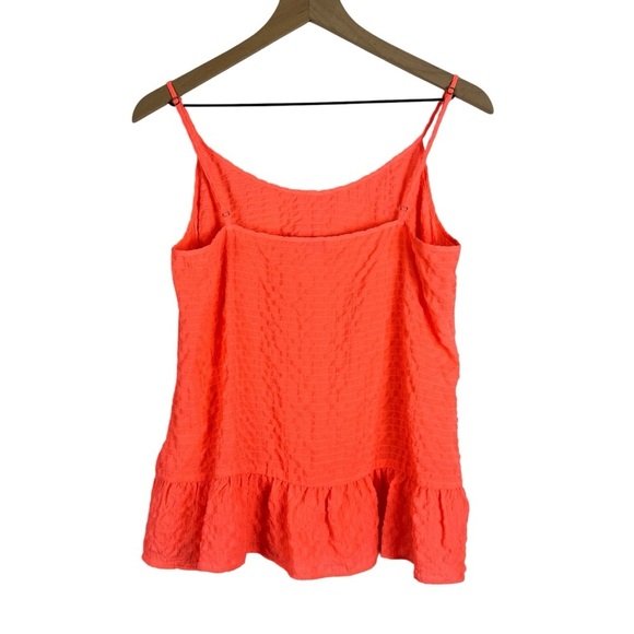 LILLY PULITZER Bright Coral Pink Camisole Tank Top Sunray Seersucker Size Medium - Picture 2 of 9